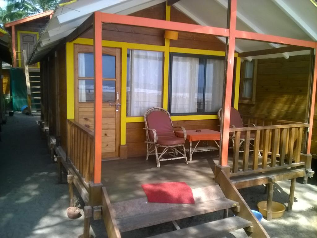 Agonda Beach Bumps Hotel Esterno foto
